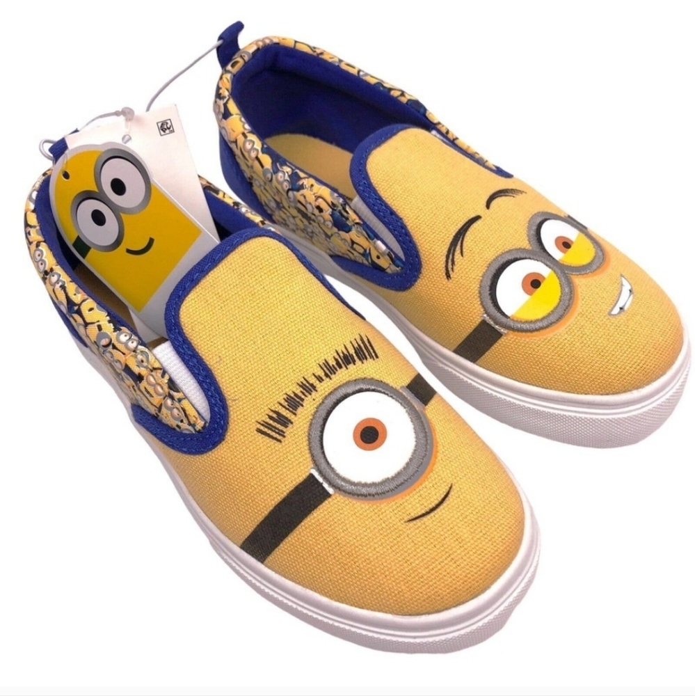NEW Minions Canvas Slip On Shoes Sneakers Kids Unisex Boys Girls 13